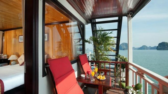 Garden bay cruise balcon
