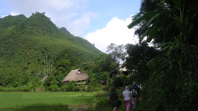 Pu luong trekking